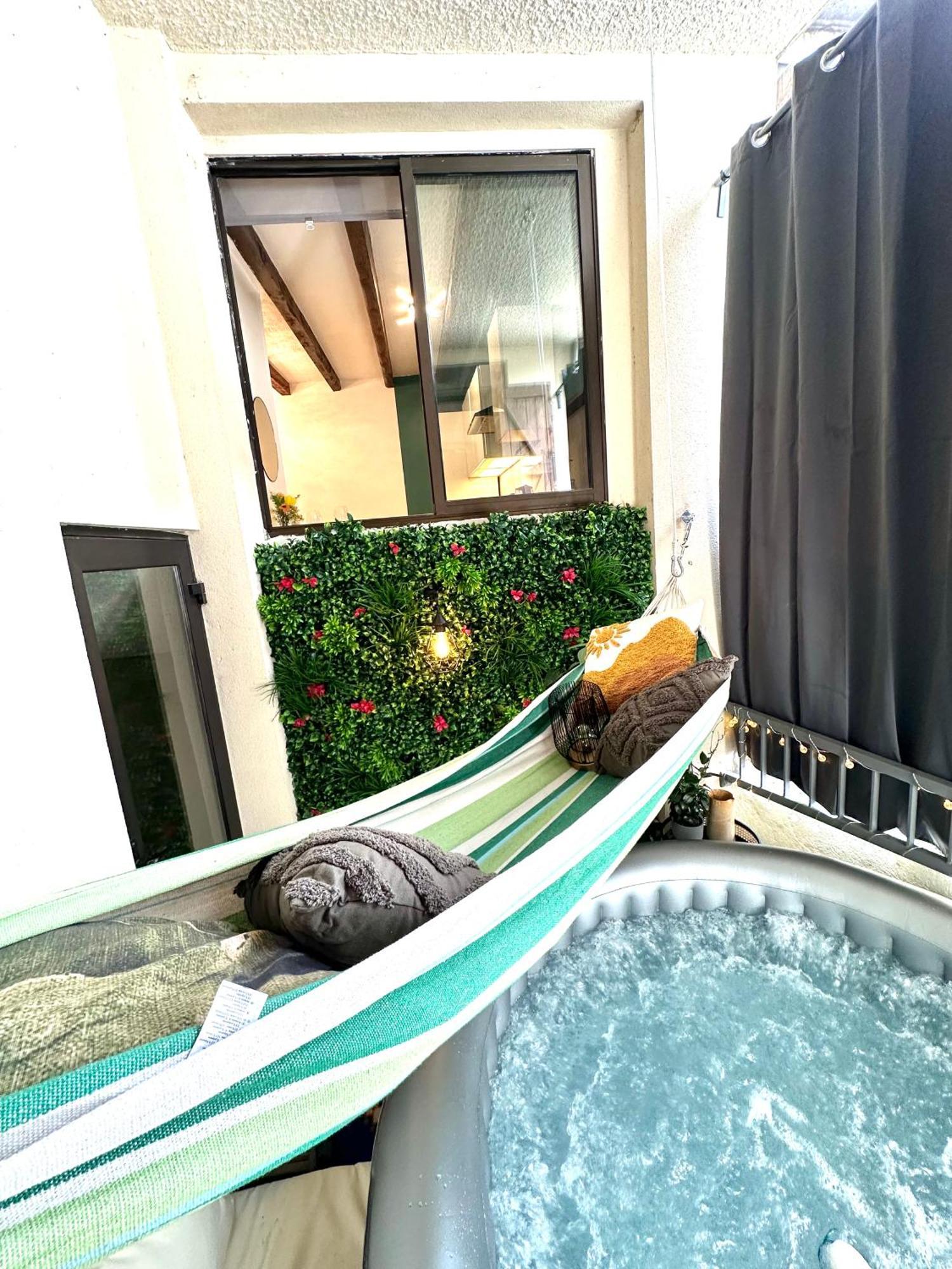 Appartement Le Cocon De La Chaine Des Puys & Spa Terrasse à Aubière Extérieur photo